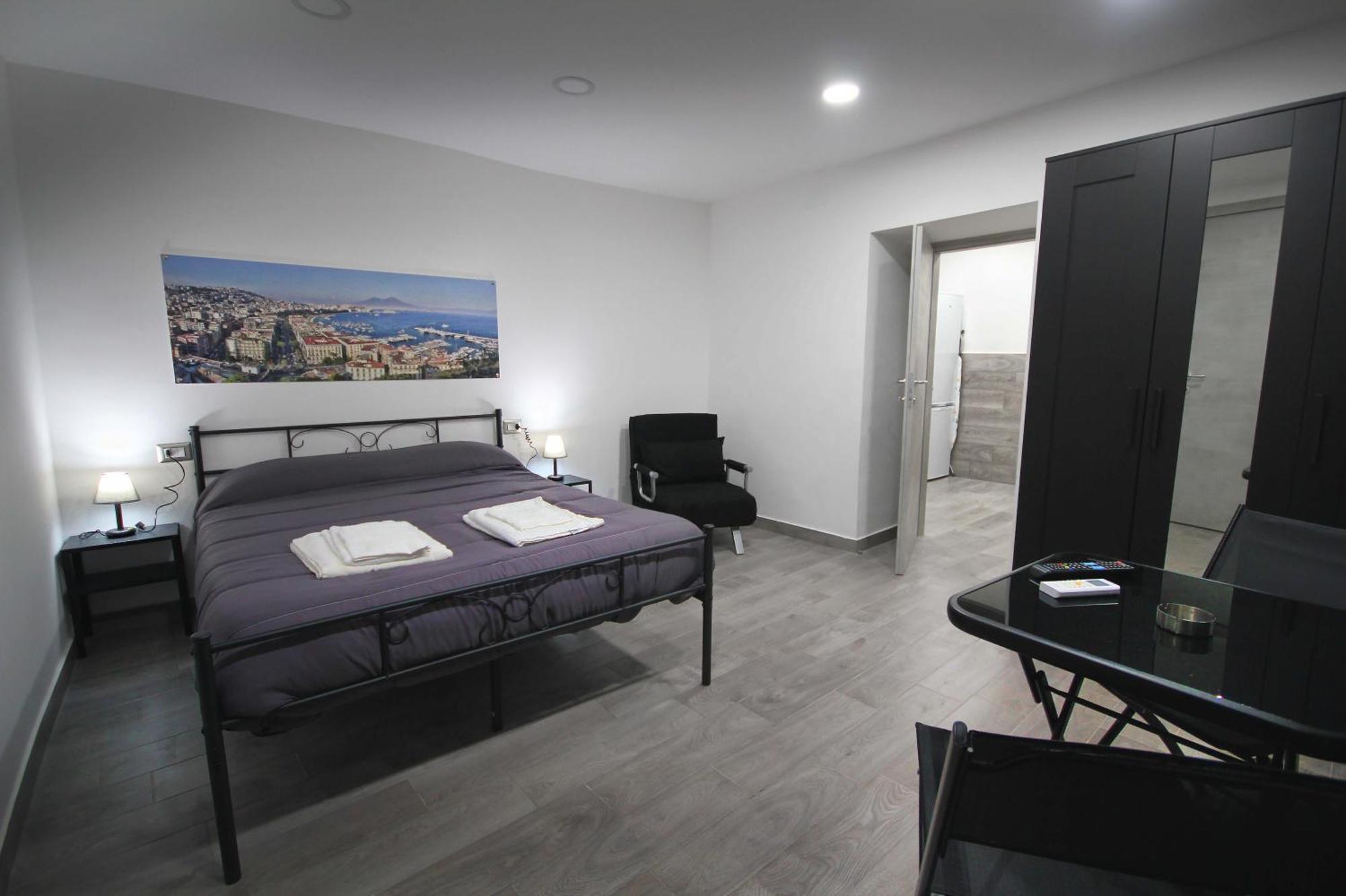 Almat Domus Apartment Naples Room photo